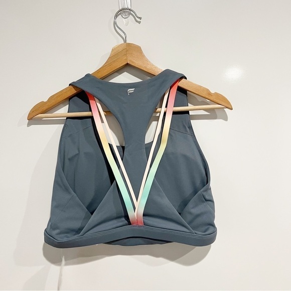 NWT Fabletics Kessler Boost Medium Impact Sports Bra - Picture 6 of 7